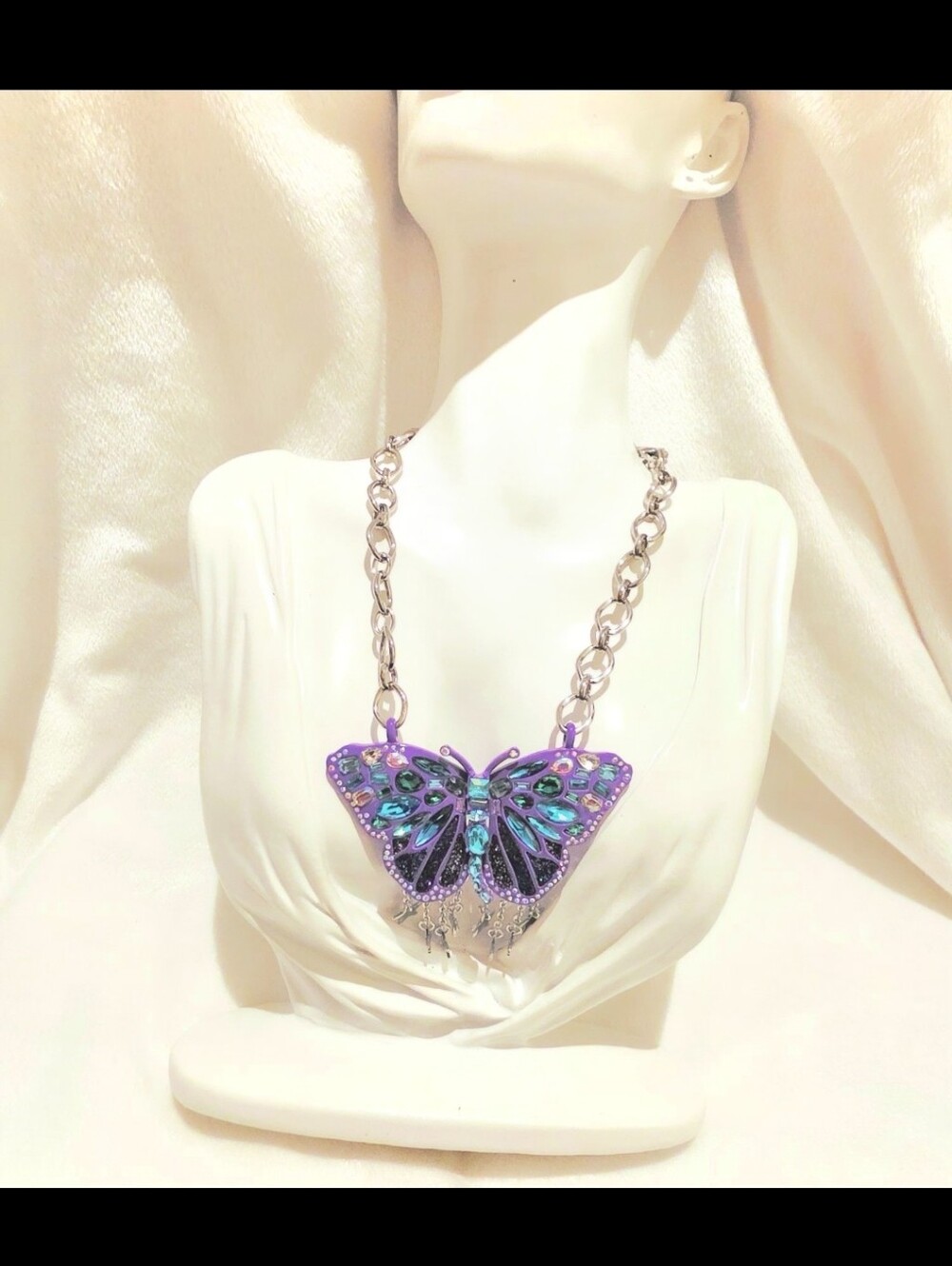 Silver Chain Purple Multicolor Crystal Purple Butterfly Star Necklace - Picture 9 of 14